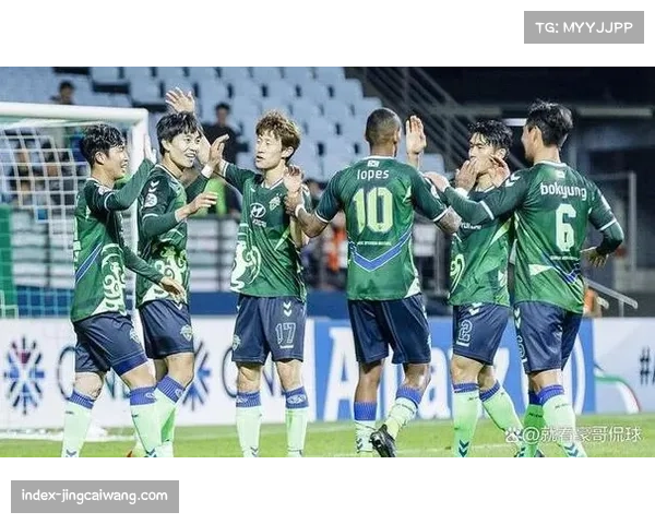 中游球队注重防守反击 对阵强队采取务实策略